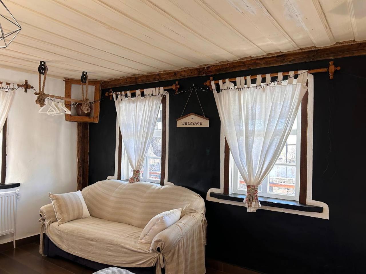 Hnameni Bovadzor Lodge Esterno foto